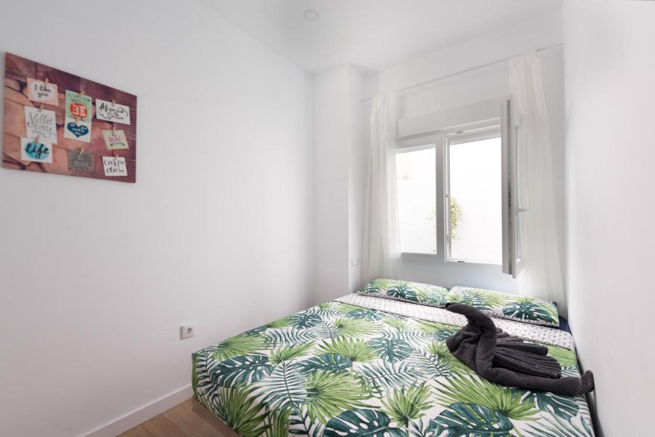 Cozy 3 Bed Apartment In The Heart Of Alicante Ngoại thất bức ảnh